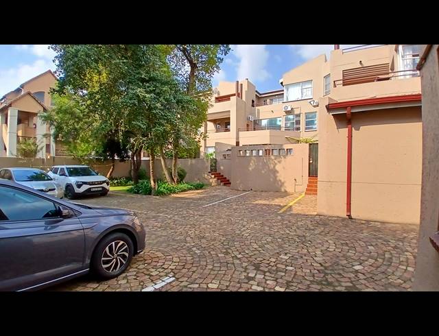 2 BEDROOM APARTMENT FOR SALE IN BLACKHEATH